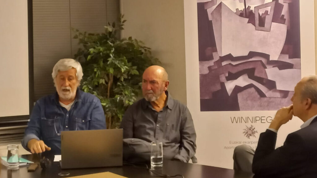 Galería presentación 2da edición libro "2.000 del Winnipeg"